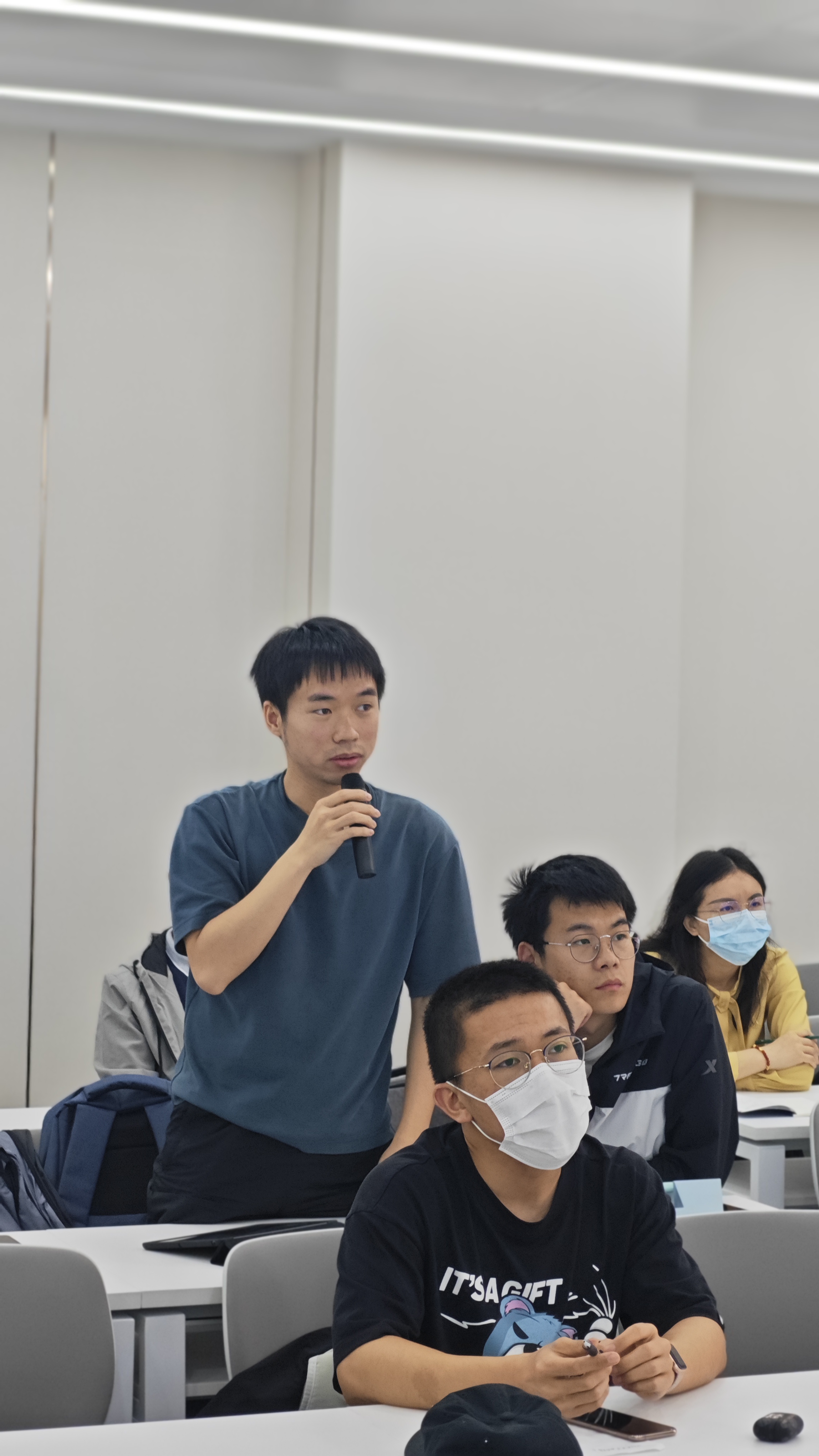 2.扫描电镜理论培训现场-2.jpg
